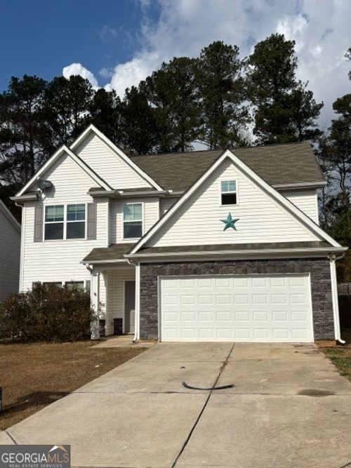 29 Hill Top Cir, Grantville, GA, 30220-2076 | Card Image