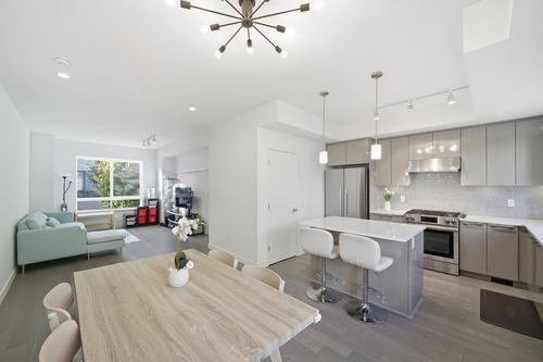 43-10233 River Dr, Richmond, BC, V6X0T7 | Card Image