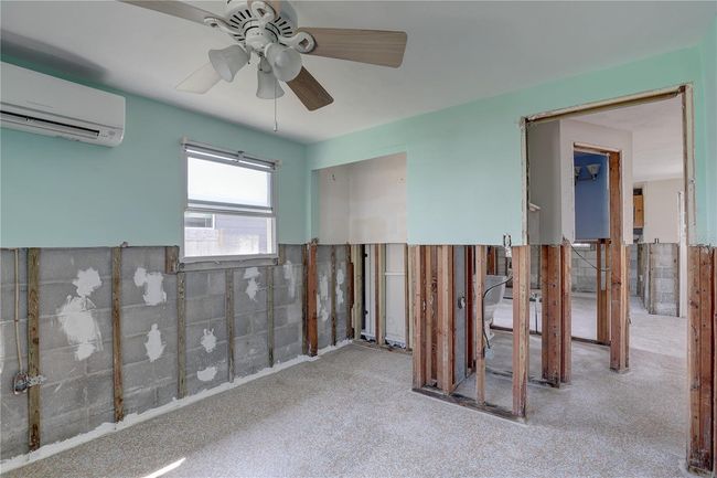 13313 2 Nd St E, House other with 2 bedrooms, 1 bathrooms and null parking in Madeira Beach FL | Image 23
