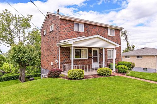 715 4th St, N Versailles, PA, 15137-1207 | Card Image
