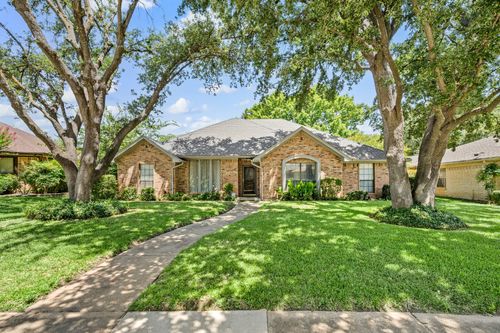 2013 Portsmouth Dr, Richardson, TX, 75082-4837 | Card Image