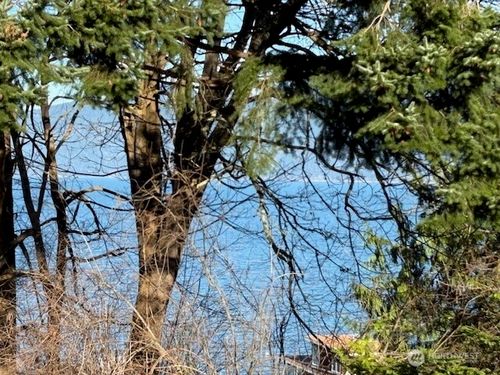 4904 Roney Rd, Bow, WA, 98232-9380 | Card Image