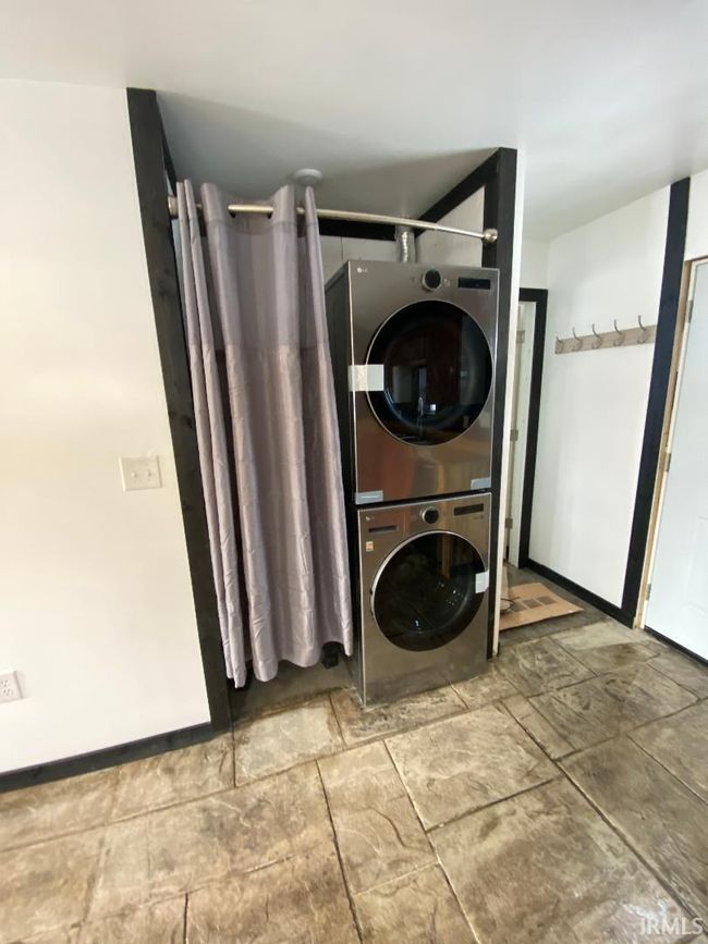 624 S Levy St, House other with 1 bedrooms, 1 bathrooms and null parking in Jasonville IN | Image 21