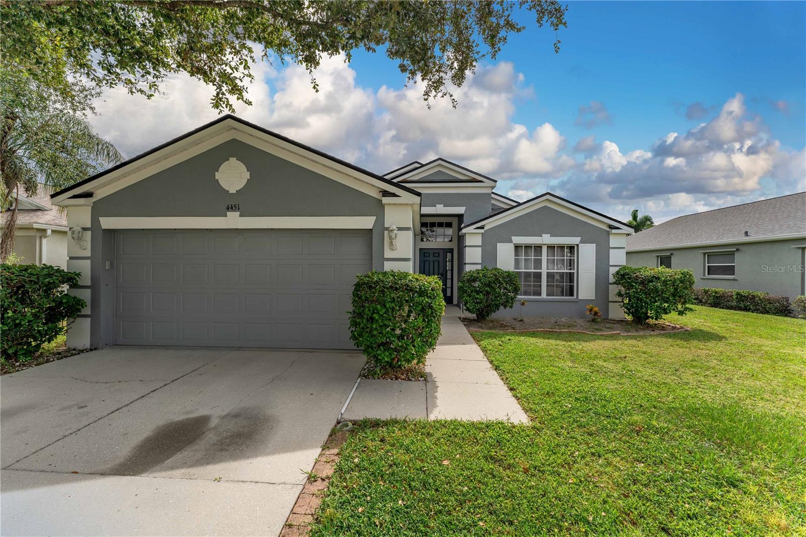 Sanibel Way, Bradenton, FL 34203