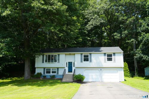138 Sylvan Hills Rd, East Haven, CT, 06513-1949 | Card Image