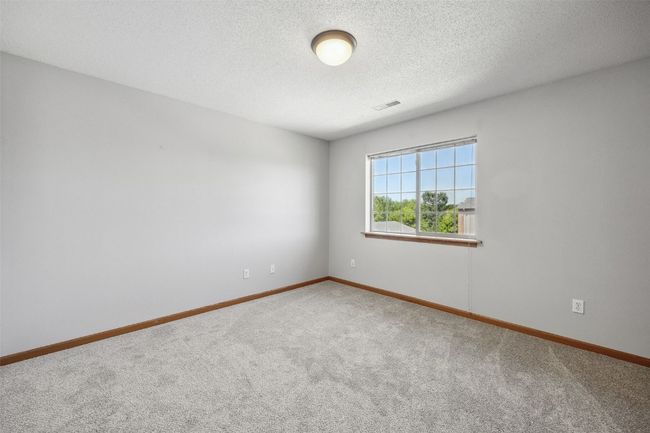 UNIT-11 - 620 Colton Cir Ne, Condo with 2 bedrooms, 1 bathrooms and null parking in Cedar Rapids IA | Image 10