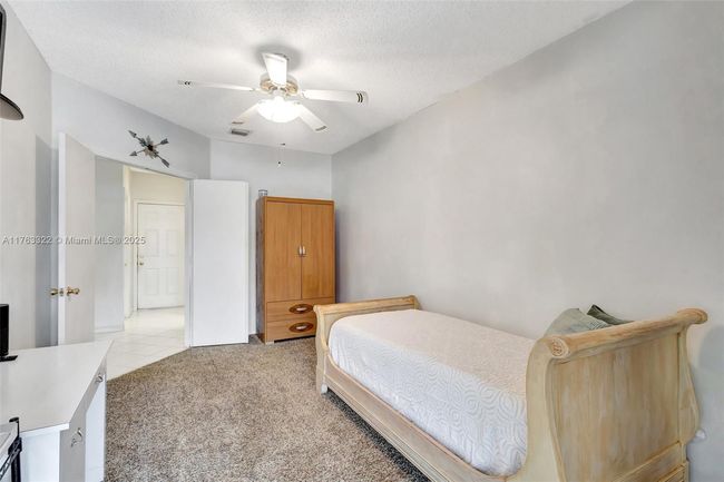 251 Saratoga Blvd E, House other with 4 bedrooms, 3 bathrooms and null parking in Royal Palm Beach FL | Image 17