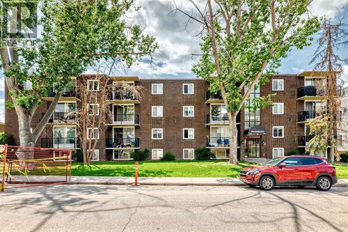 635 57 Ave Sw, Calgary, AB, T2V0H5 | Card Image