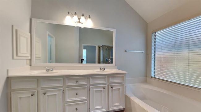 4542 Long Creek Dr, House other with 4 bedrooms, 2 bathrooms and null parking in Fresno TX | Image 9