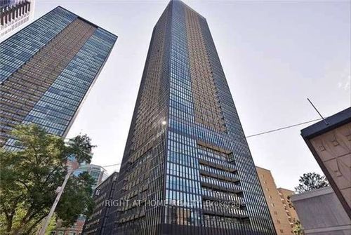 2508-101 Charles St E, Toronto, ON, M4Y0A9 | Card Image