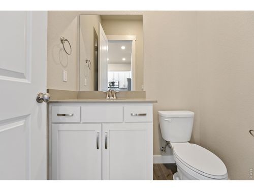 104-420 High Point Dr, Longmont, CO, 80504-8667 | Card Image