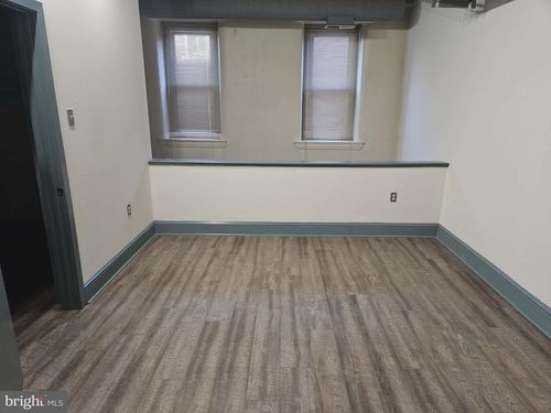 apt-101-350 Main St, RED HILL, PA, 18076-1432 | Card Image