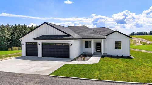 8521 W Dahl Rd, Deer Park, WA, 99006-9589 | Card Image
