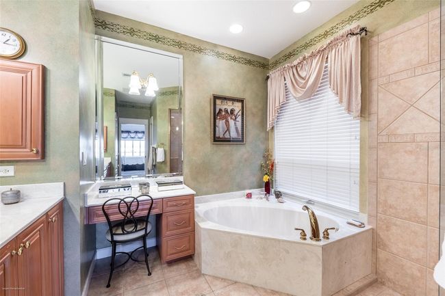 518 Saint Girons Ct, House other with 3 bedrooms, 3 bathrooms and null parking in PUNTA GORDA FL | Image 33