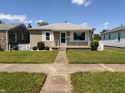 206 W 2nd St, Greensburg, IN, 47240-1121 | Card Image