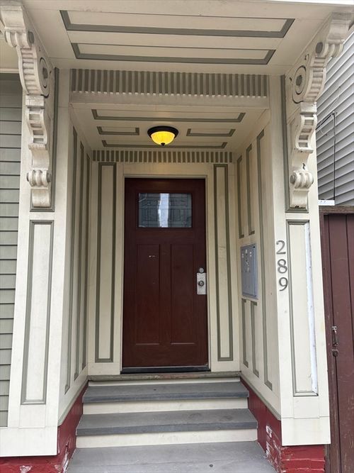 2-289 Chelsea St, Boston, MA, 02128 | Card Image