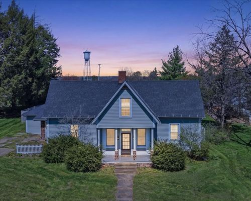 122 W Sandusky St, Fredericktown, OH, 43019-1253 | Card Image