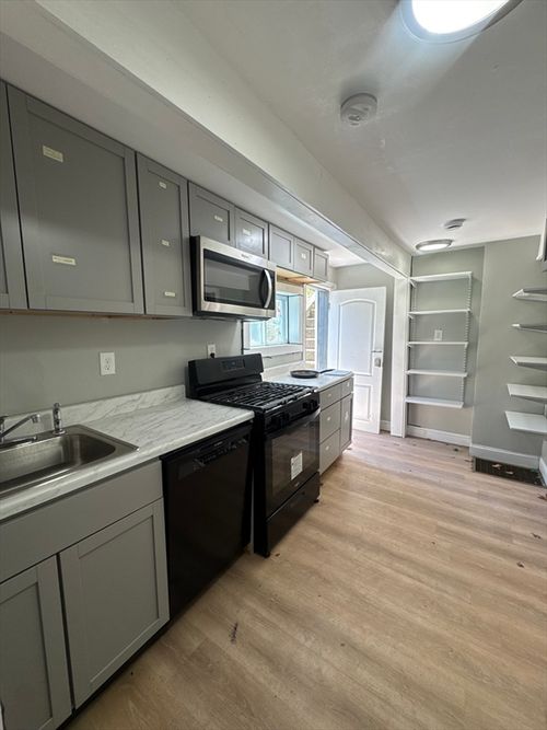 1-21 Washington Ave, Natick, MA, 01760-4451 | Card Image