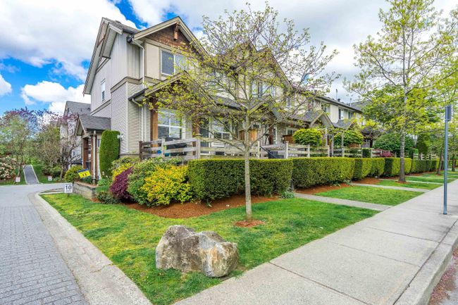 81 - 1055 Riverwood Gate, Townhouse with 3 bedrooms, 2 bathrooms and 3 parking in Port Coquitlam BC | Image 3