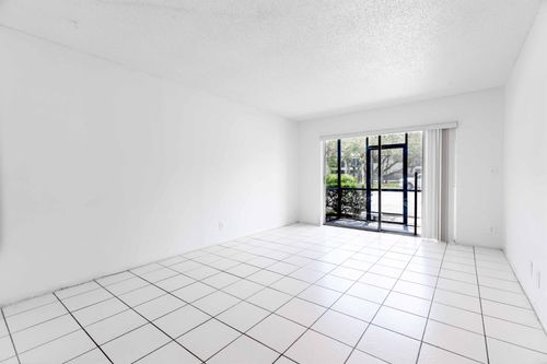 1050-490 Nw 20th Street, Boca Raton, FL, 33431 | Card Image