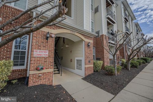 unit-206-21216 Mcfadden Sq, STERLING, VA, 20165-7294 | Card Image