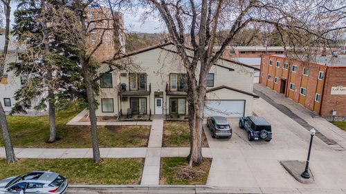516 8th Street S, Fargo, ND, 58103 | Card Image