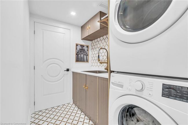 89 University Ave W, House other with 4 bedrooms, 5 bathrooms and 8 parking in Guelph ON | Image 33