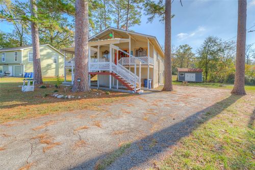 123 Hilltop, Onalaska, TX, 77360-6748 | Card Image