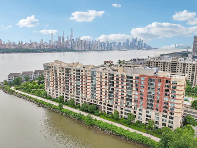APT-1215 - 8100 River Rd, Condo with 2 bedrooms, 2 bathrooms and null parking in North Bergen NJ | Image 40
