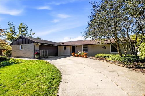 6729 Rushleigh Road, Englewood, OH, 45322 | Card Image