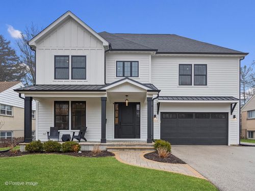 911 Echo Ln, Glenview, IL, 60025-3327 | Card Image