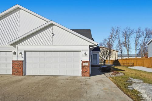 1022 4th Ave W, West Fargo, ND, 58078-1446 | Card Image