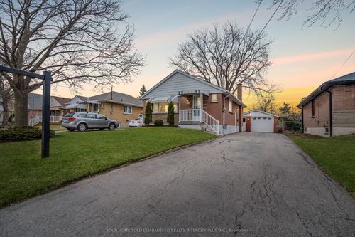 65 David Ave, Hamilton, ON, L9A3V2 | Card Image