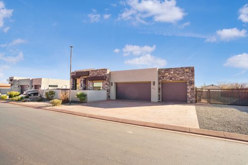 513 80, Ivins, UT, 84738-6802 | Card Image