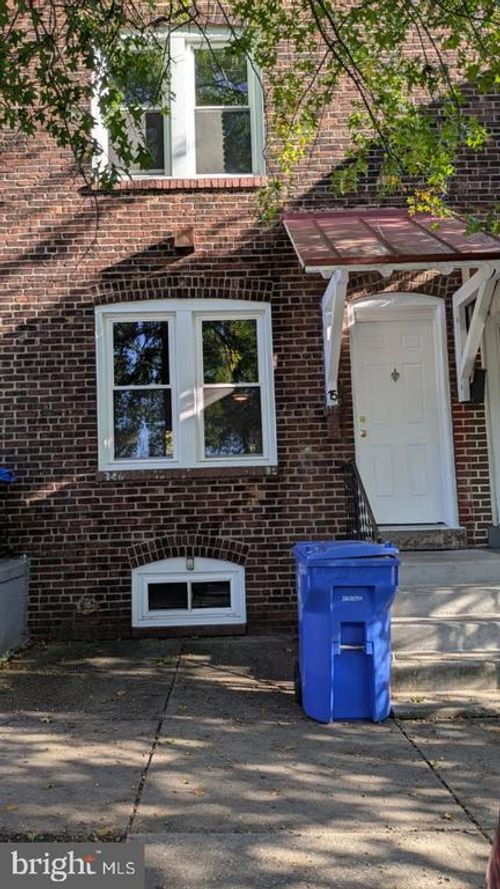 15 Railroad Ave, Roebling, NJ, 08554-1103 | Card Image