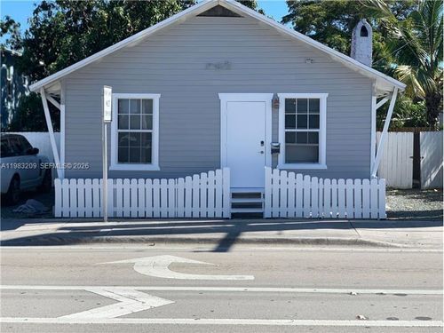 107 Stirling Road, Dania Beach, FL, 33004 | Card Image