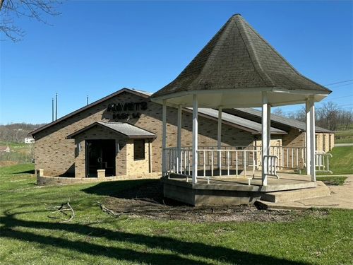 81 United Rd/County Rd, Mt Pleasant Twp, PA, 15666 | Card Image