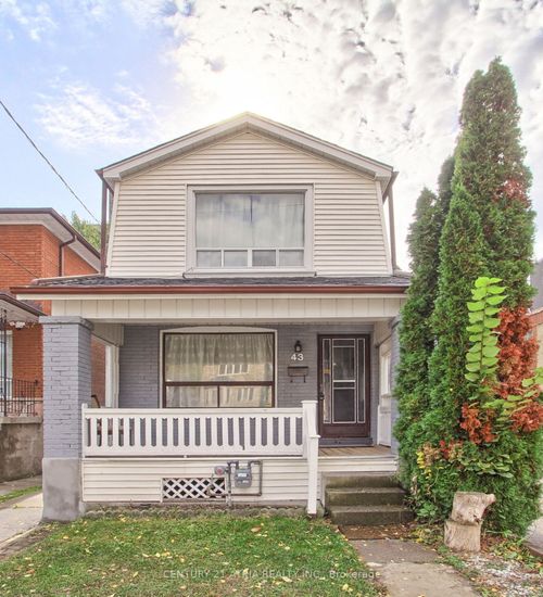 43 Torrens Ave, East York, ON, M4K2H9 | Card Image