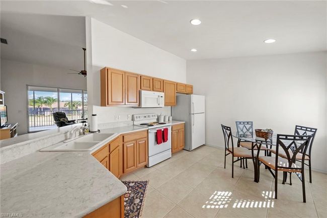 APT-305 - 11031 Mill Creek Way, Condo with 3 bedrooms, 2 bathrooms and 1 parking in FORT MYERS FL | Image 7