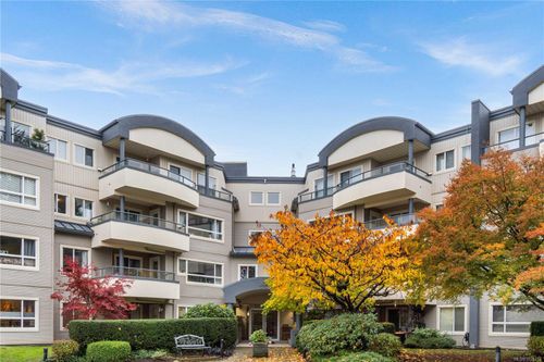 310-1685 Estevan Rd, Nanaimo, BC, V9S5V9 | Card Image