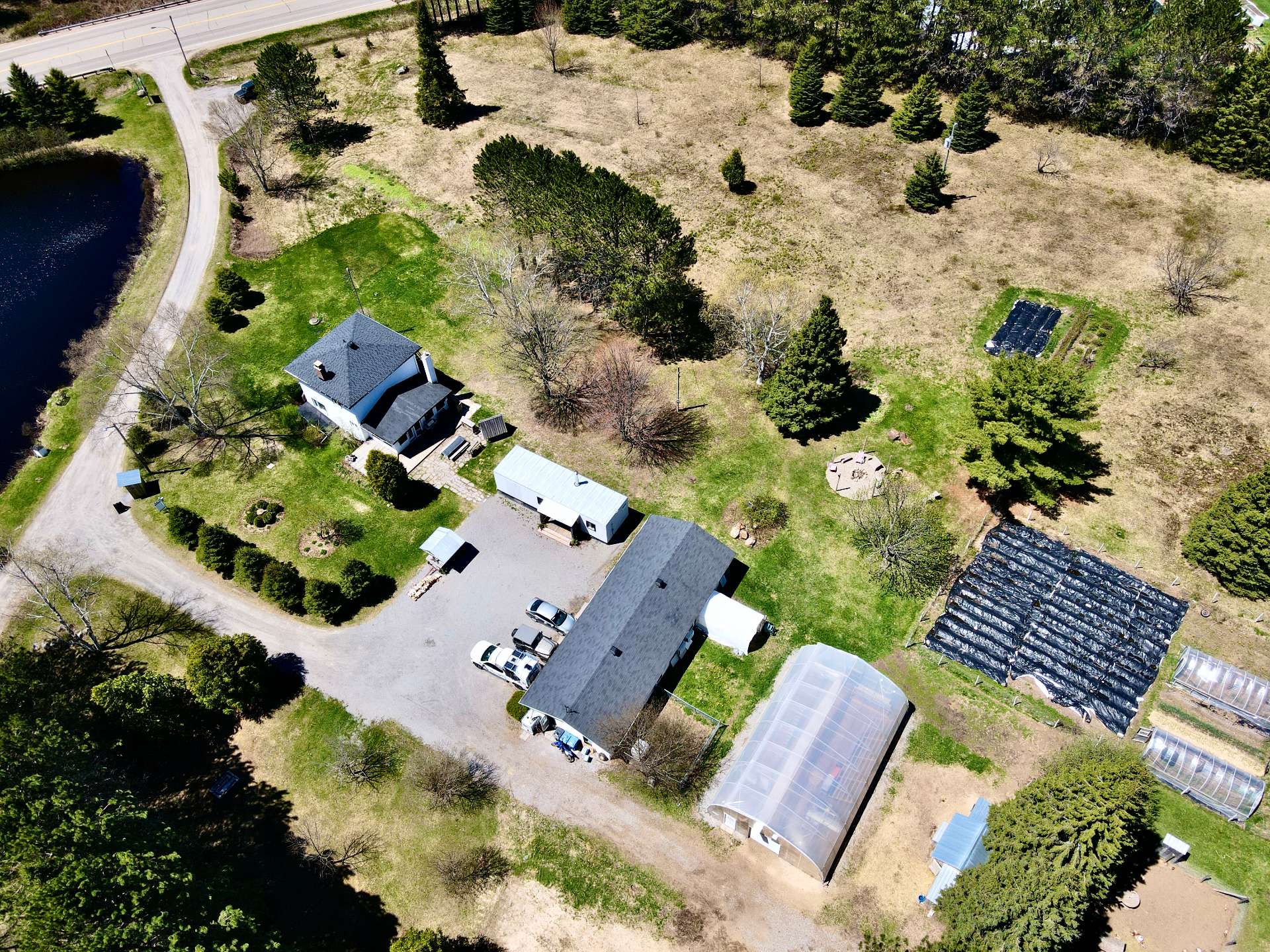 Residential in Saint-Zénon 4