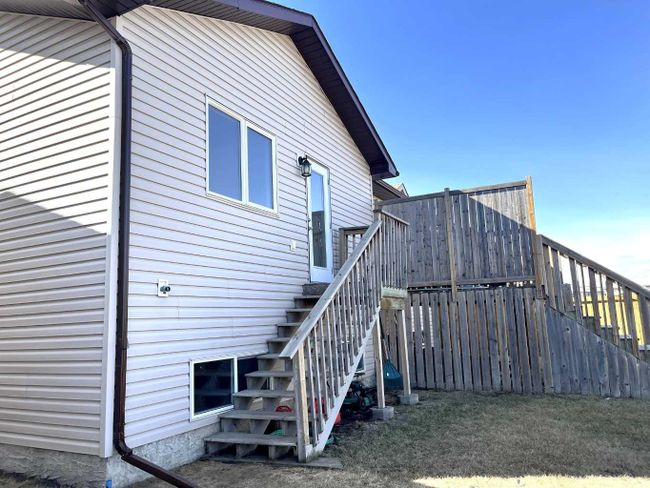 9054 92 Avenue, Home with 4 bedrooms, 2 bathrooms and 2 parking in Grande Prairie AB | Image 14