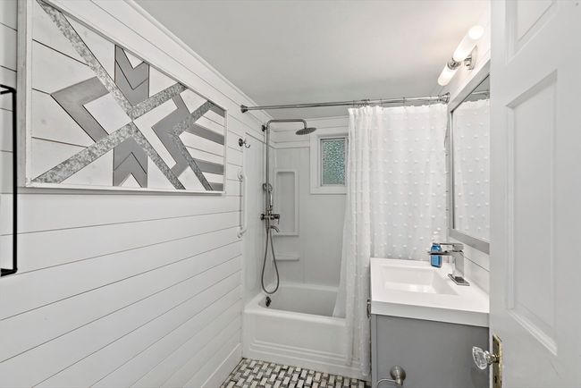 43 Summer St, House other with 3 bedrooms, 3 bathrooms and 4 parking in Yarmouth Port MA | Image 24