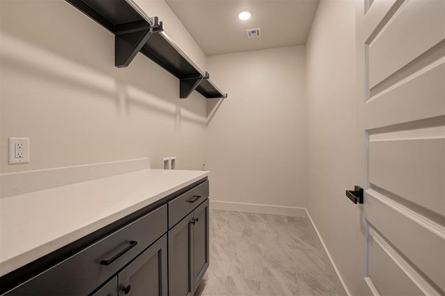 6016 Kinnick Dr, House other with 4 bedrooms, 2 bathrooms and null parking in Edmond OK | Image 29