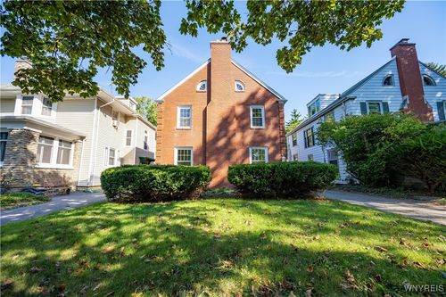 96 Highgate Ave, Buffalo, NY, 14214-1403 | Card Image