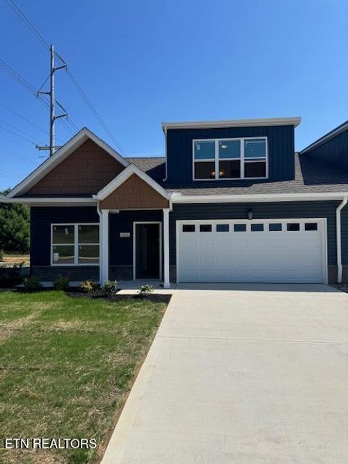 7358 Whispering Creek Ln, Powell, TN, 37849-4481 | Card Image
