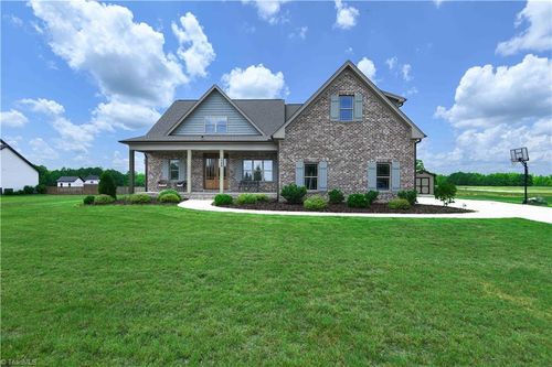 1144 Haynes Rd, Summerfield, NC, 27358-8331 | Card Image