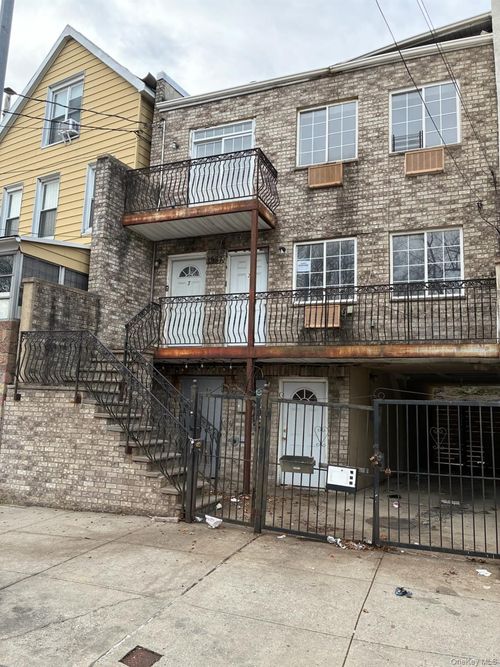 1987 Cruger Ave, Bronx, NY, 10462-3204 | Card Image