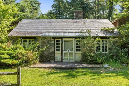 82 Maynard Rd, Sudbury, MA, 01776-1652 | Card Image