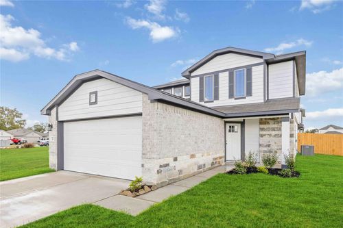 819 Clear Valley Ln, Dayton, TX, 77535-3186 | Card Image